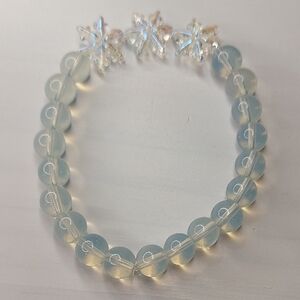Snowflake (glass) and Opalite stone 8mm round bead bracelet